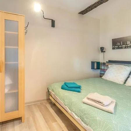 Le Clos D'olon 4 Etoiles Avec Piscine Appartement