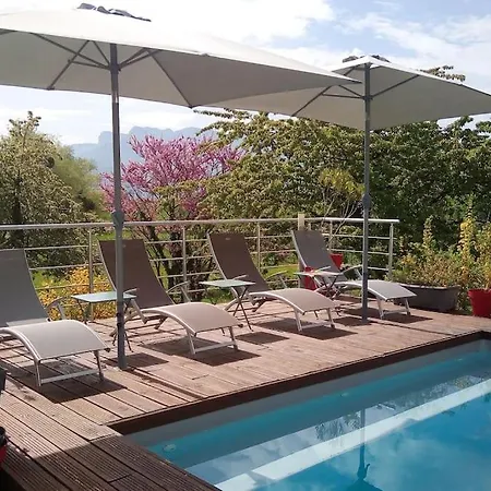 Appartement Le Clos D'olon 4 Etoiles Avec Piscine Charnecles