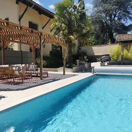 Appartamento Le Clos D'olon 4 étoiles Avec Piscine *